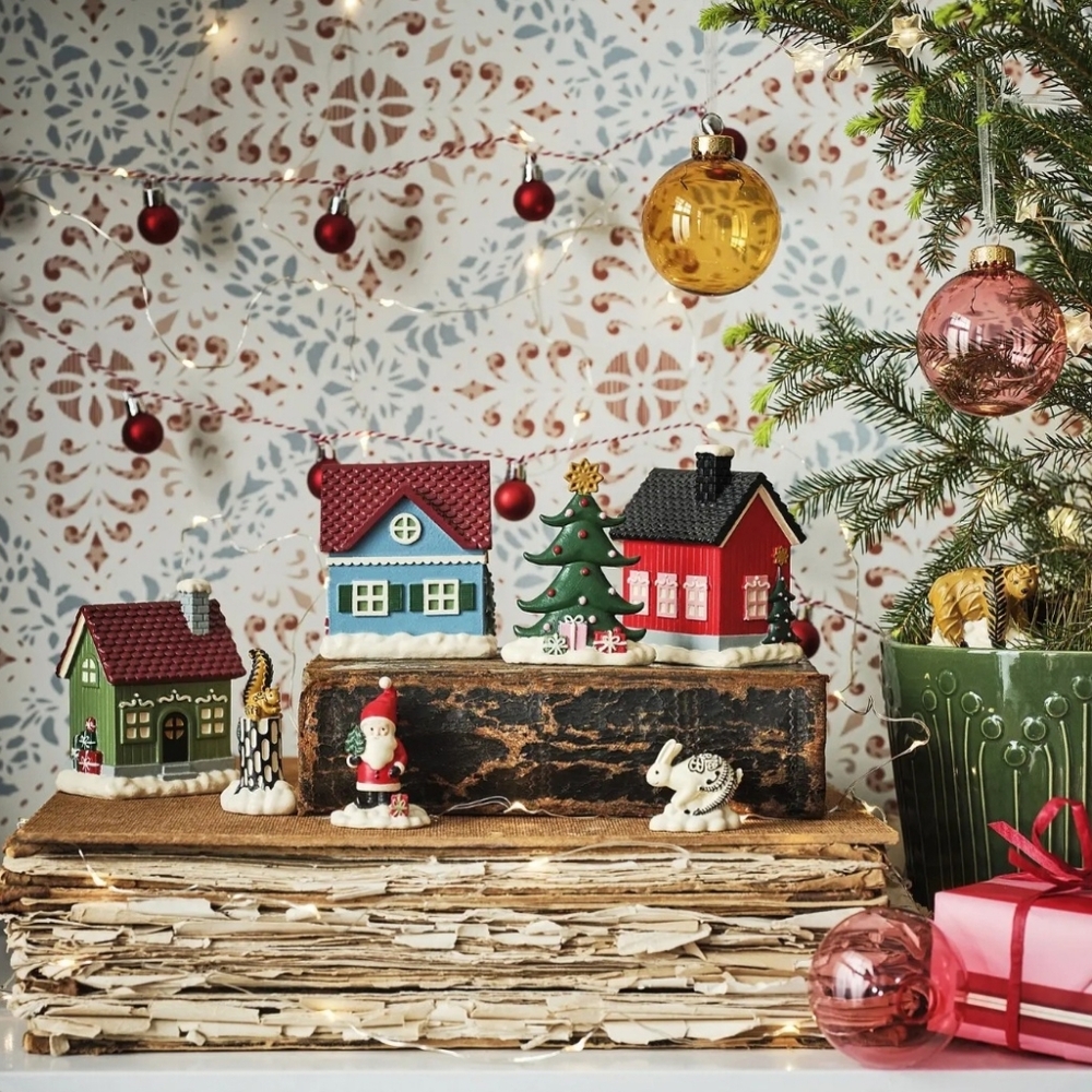 IKEA VINTERFINT Winter Village Decoration Set of 8 - Limited Edition Festive Hol